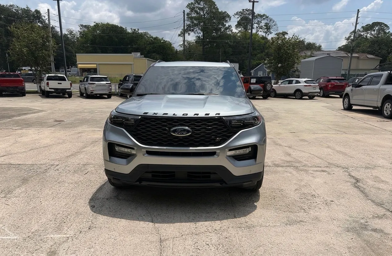 2023 Ford Explorer ST